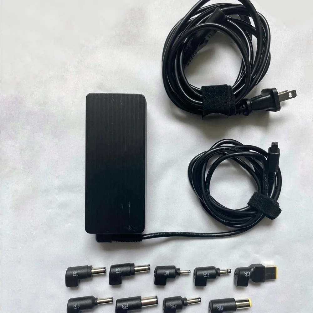 Insignia Universal Laptop Charger, 65 Watt, 10 feet length